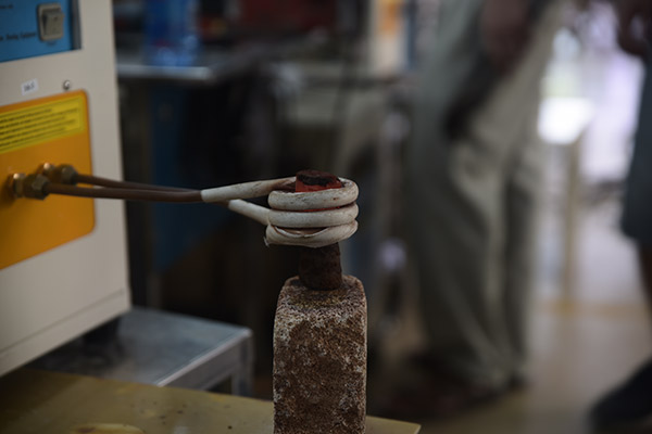 中高頻感應加熱器工藝