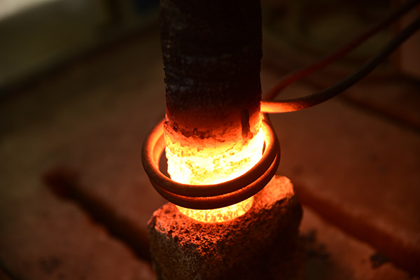 電感應(yīng)加熱器工件